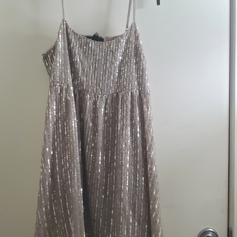 Beautiful sequence party dress with adjustable straps